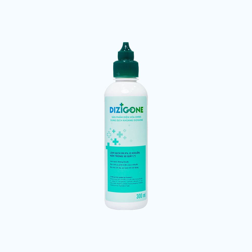 Chuẩn bị đầy đủ dụng cụ y tế và dung dịch sát khuẩn dịu nhẹ tại Pharmacity