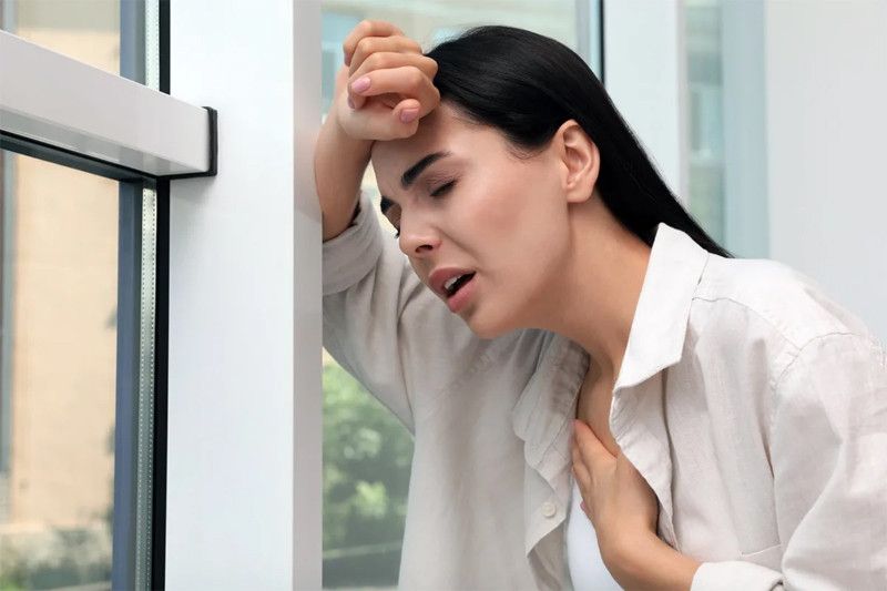 Áp lực máu cao kéo dài khiến cơ tim bị dày lên và mất dần khả năng co bóp hiệu quả 