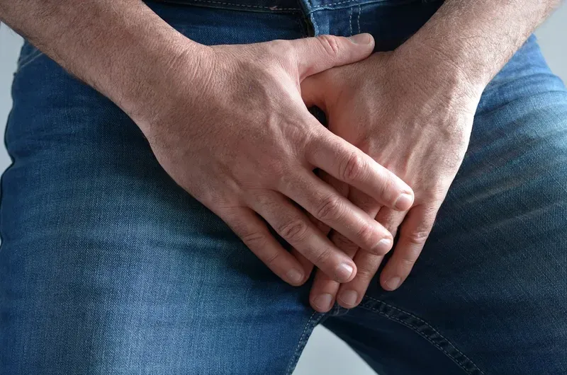 Hình ảnh minh họa nhiễm nấm Candida gây ngứa dương vật