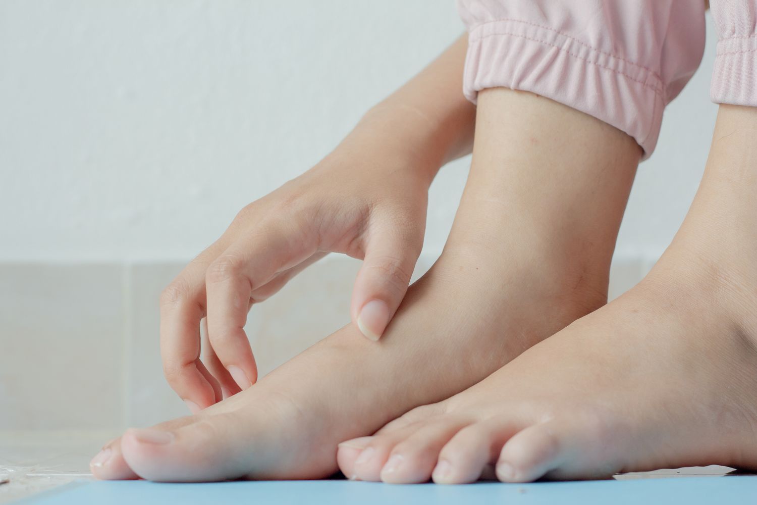 Giữ bàn chân khô thoáng là chìa khóa để phòng ngừa ngứa do nấm 