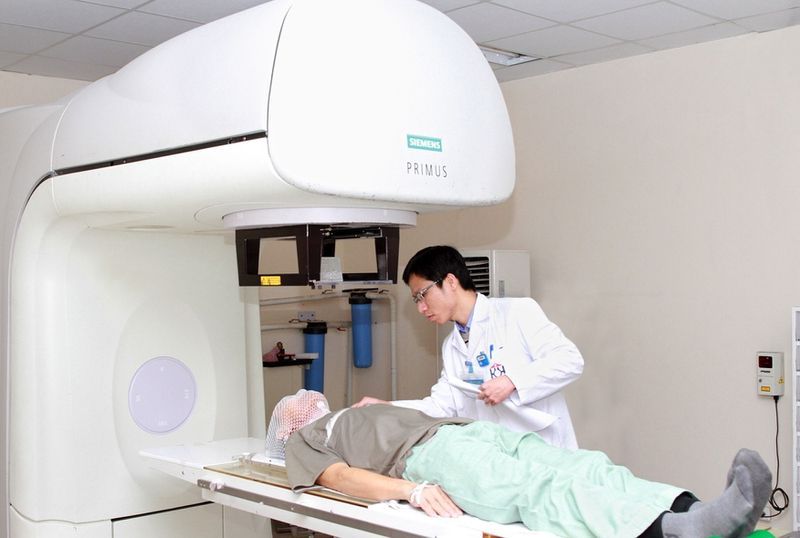 Hóa trị toàn thân phối hợp là phương pháp cốt lõi để kiểm soát tế bào ác tính lan tràn