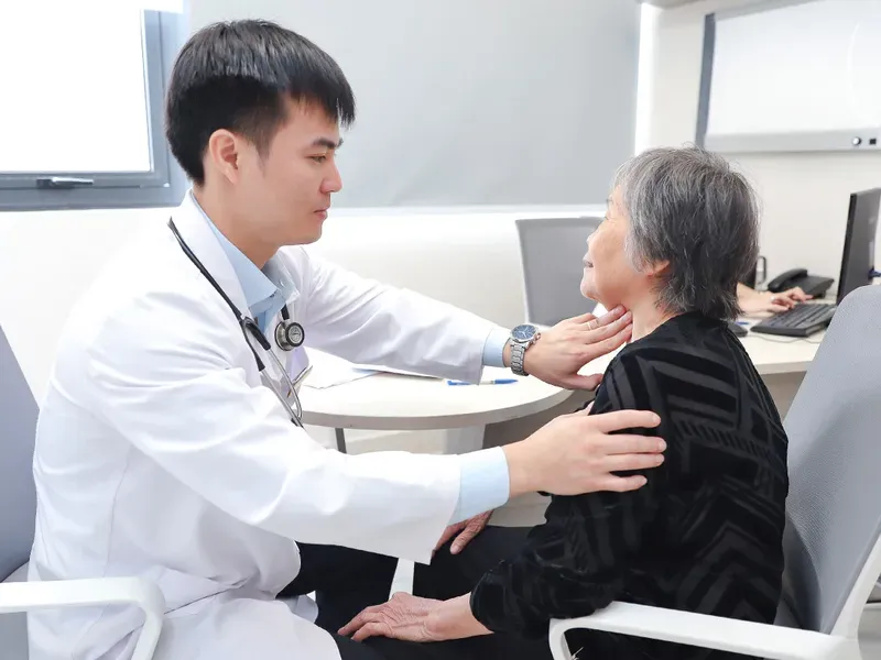 Nguyên nhân và biến chứng của bệnh tăng huyết áp ở người cao tuổi