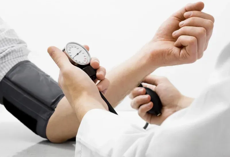Kiểm tra hàm lượng Natri trên nhãn thực phẩm giúp bạn chủ động bảo vệ huyết áp