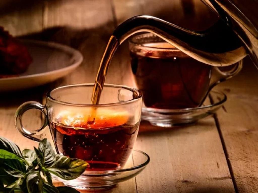 Hạn chế các chất kích thích giúp giảm viêm và cải thiện tình trạng dị ứng mẩn ngứa.