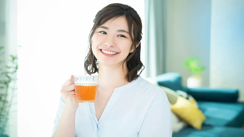 Lối sống lành mạnh kết hợp trà và cà phê giúp kiểm soát mỡ gan bền bỉ và rạng rỡ 