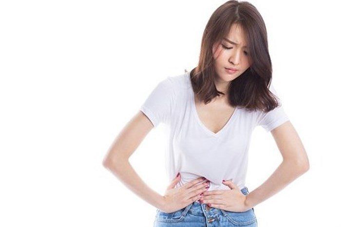 Massage bụng thường xuyên giúp kích thích nhu động ruột và giảm chướng bụng hiệu quả