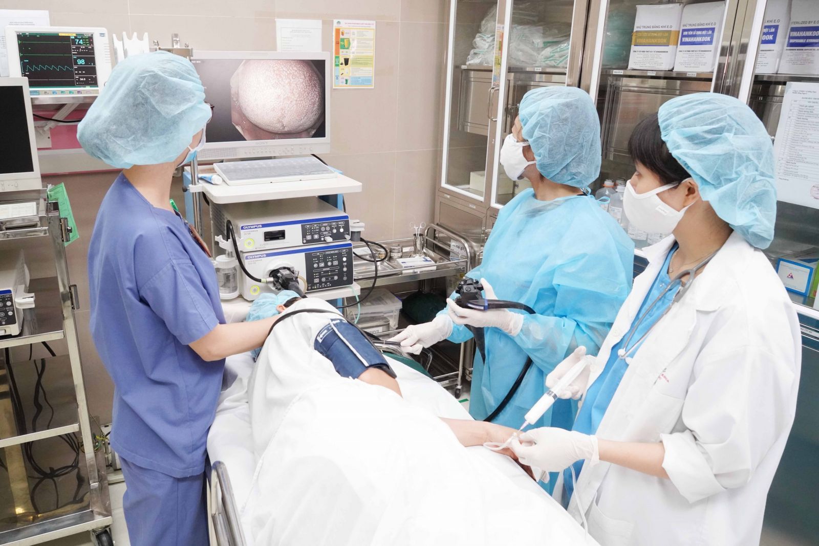 Hình minh họa nội soi trực tràng bằng ống mềm