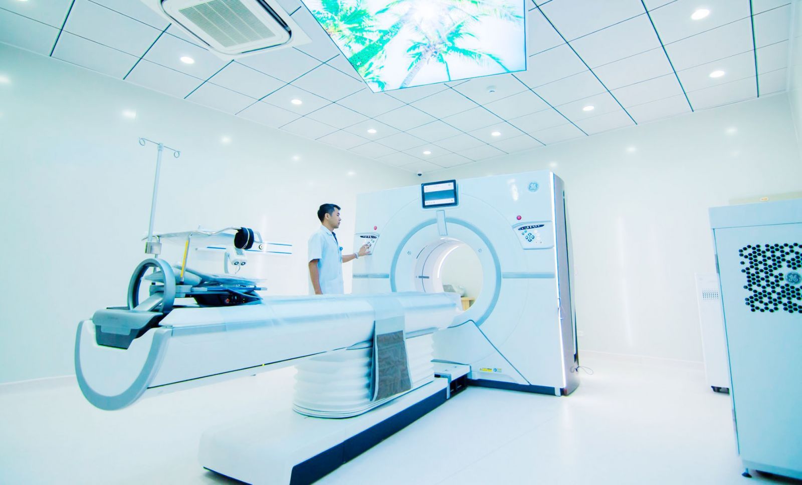 Chụp CT là phương pháp vàng để chẩn đoán xác định vỡ mạch máu não 