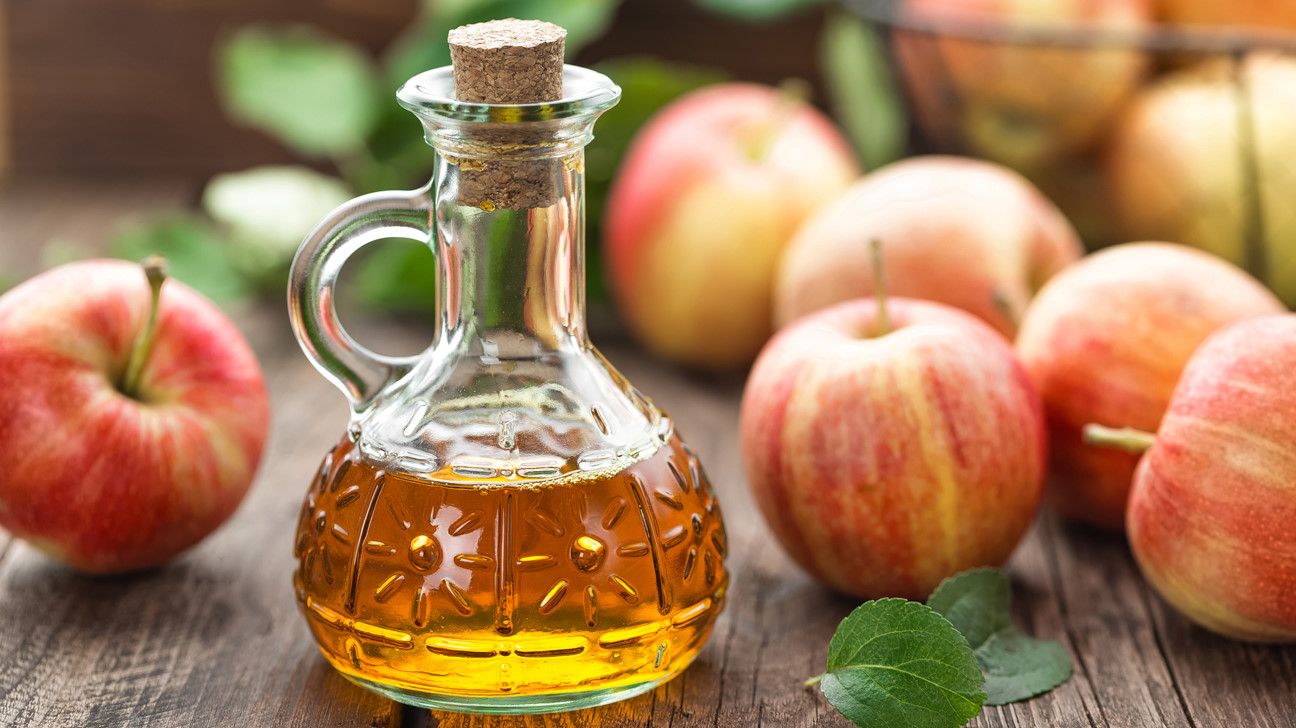 Xét nghiệm nước tiểu và chẩn đoán hình ảnh giúp xác định chính xác nguyên nhân gây tiểu máu