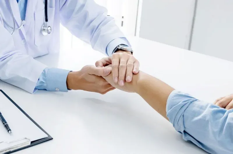 Thăm khám bác sĩ Nam học sớm giúp tìm ra căn nguyên và giải quyết dứt điểm tình trạng bệnh lý