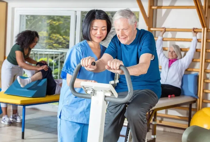 Lối sống lành mạnh là lá chắn vững chắc bảo vệ hệ xương khớp rạng rỡ và dẻo dai 