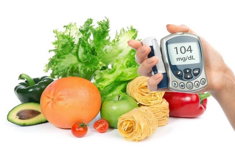 Chế độ ăn uống lành mạnh giúp kiểm soát đường huyết
