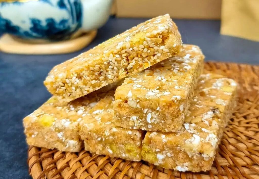 Bánh cáy - Món ăn truyền thống đặc trưng của việt nam