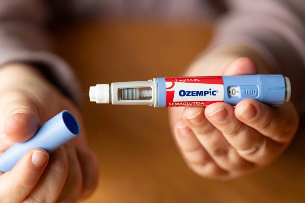 Bút tiêm insulin nạp sẵn giúp người bệnh dễ thao tác và kiểm soát liều dùng