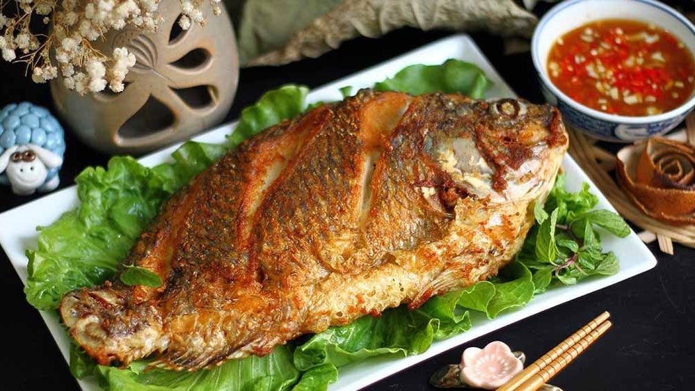 Dinh dưỡng của cá rán và lượng calo