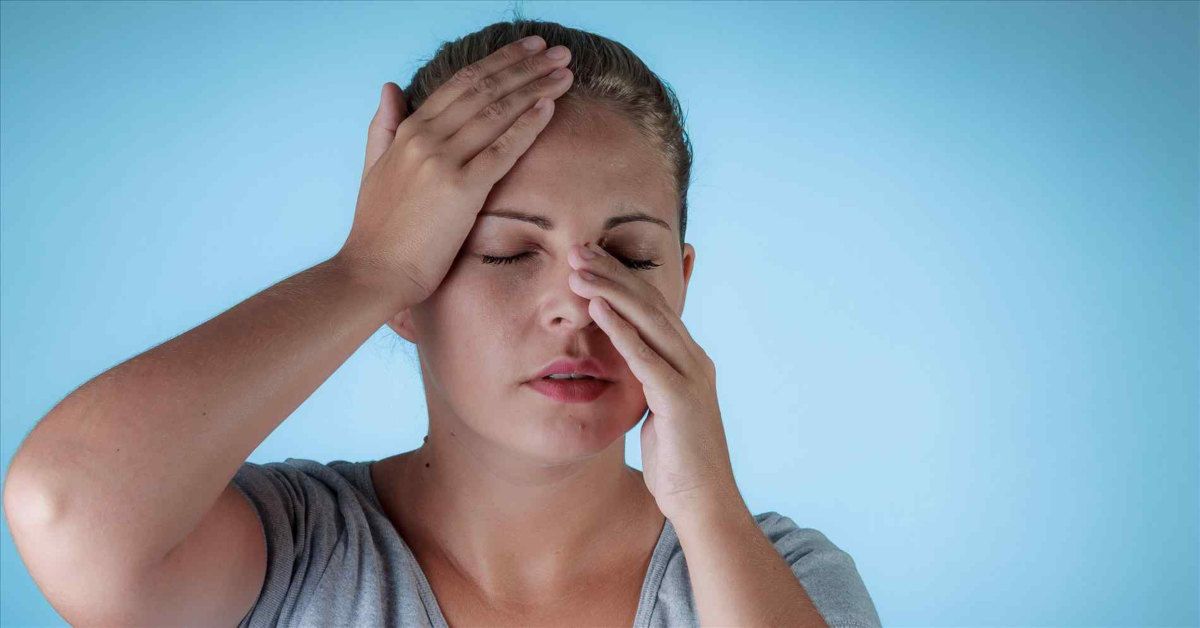 Nghẹt mũi, chảy nước mũi và mệt mỏi là những biểu hiện đặc trưng khi bị virus tấn công