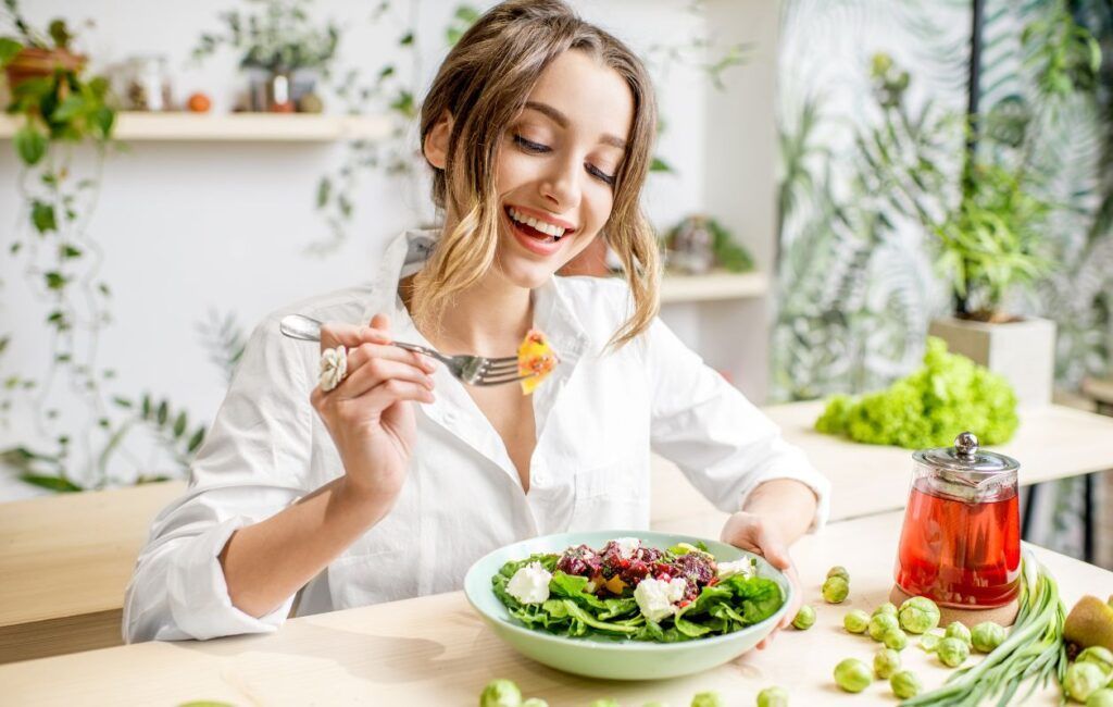 Thói quen ăn uống lành mạnh và kiểm tra định kỳ giúp ngăn ngừa sỏi tái phát