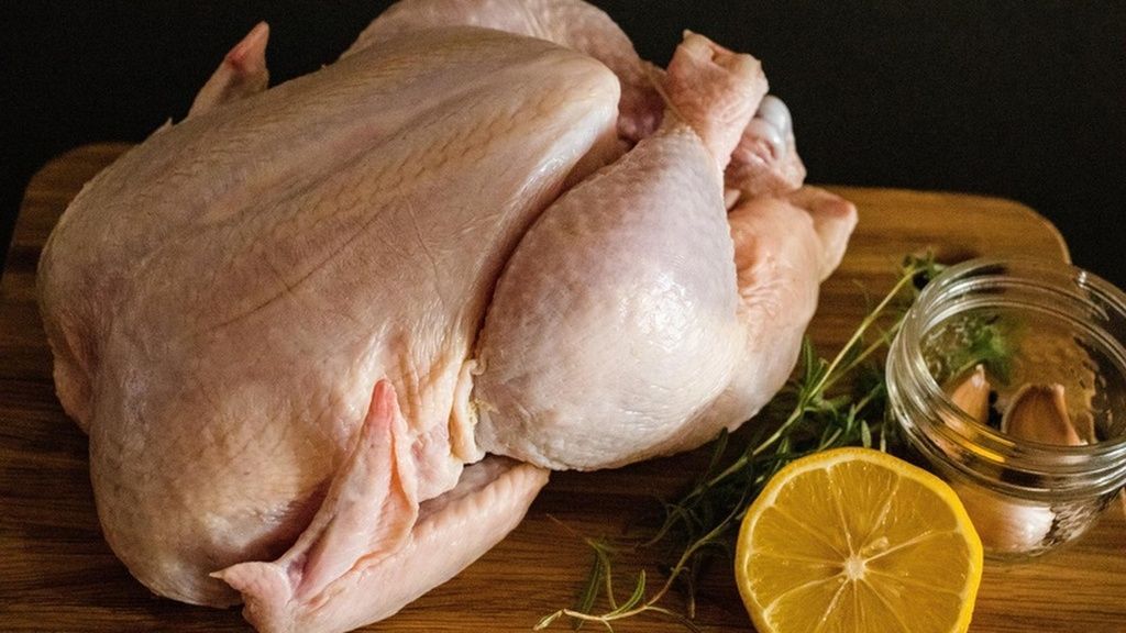 Thịt gà cung cấp nguồn protein sạch và các khoáng chất thiết yếu cho người bệnh 