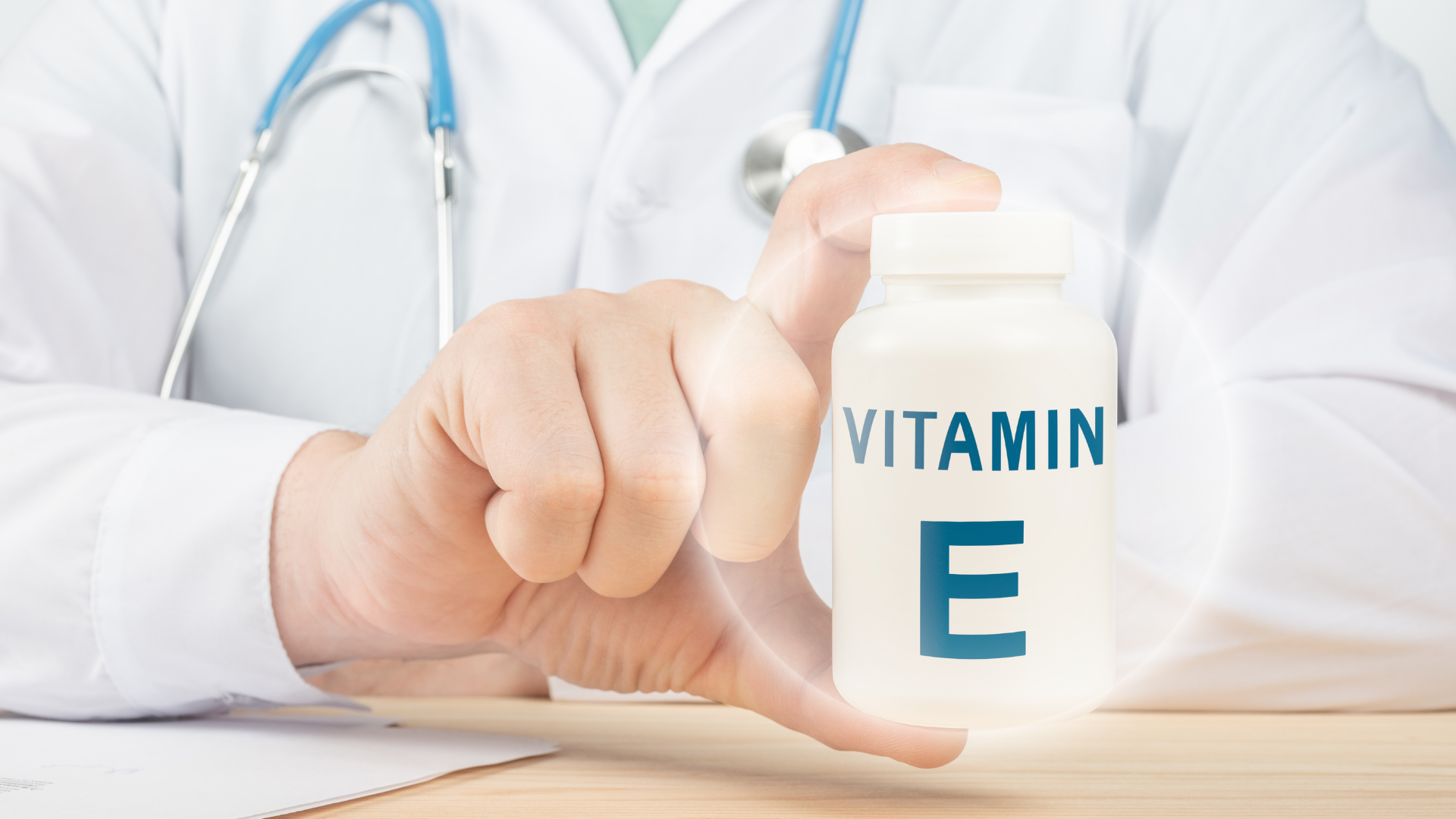Luôn tham khảo ý kiến chuyên gia để có lộ trình bổ sung vitamin E an toàn