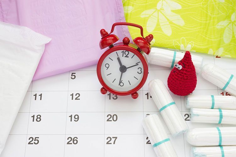 Lần đầu có kinh nguyệt thường kéo dài từ 2-7 ngày nhưng có thể không đều 