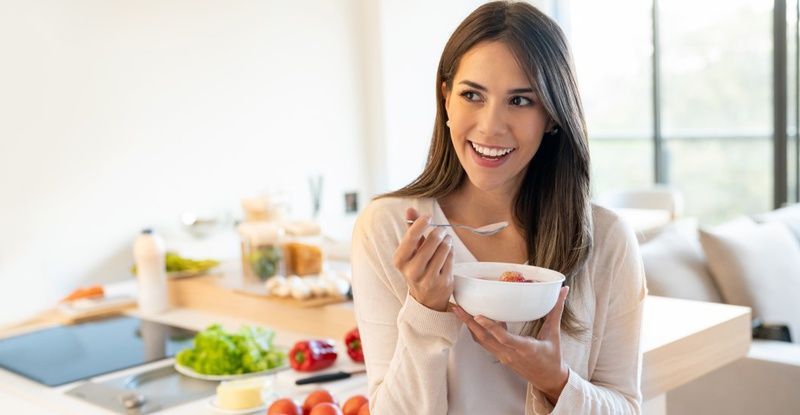 Chế độ ăn uống khoa học là chìa khóa giúp phục hồi niêm mạc đại tràng sau xạ trị