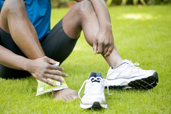Cách giảm đau khớp tại nhà - Giải pháp tự nhiên cho người đau khớp không cần thuốc