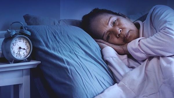 Rối loạn giấc ngủ là dấu hiệu báo trước bệnh Alzheimer 