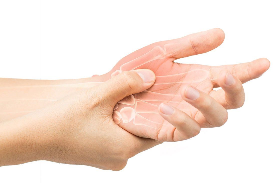 Việc chăm sóc khớp đúng cách giúp rút ngắn thời gian đau cho bệnh nhân gút 