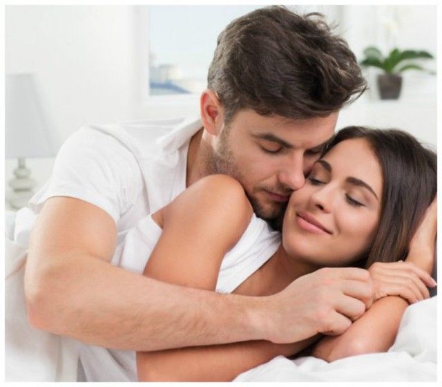 Sử dụng bao cao su và chất bôi trơn là bộ đôi bảo vệ hiệu quả khi quan hệ qua đường hậu môn 