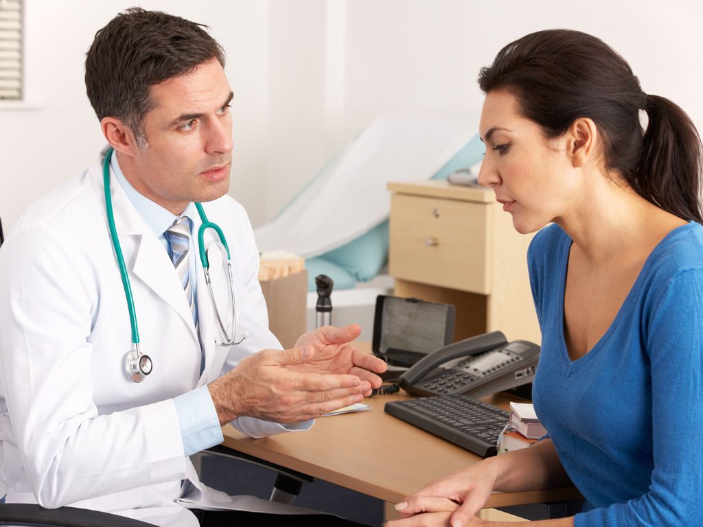 Hình minh họa các chuyên gia luôn sẵn lòng giải đáp thắc mắc và đưa ra phác đồ điều trị tối ưu