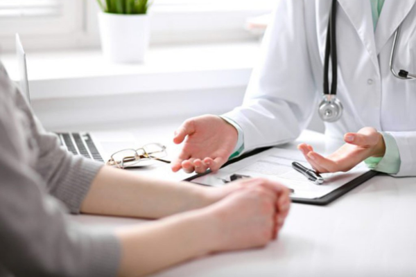 Đừng ngần ngại tìm đến các dược sĩ Pharmacity để được hỗ trợ phân biệt tình trạng da